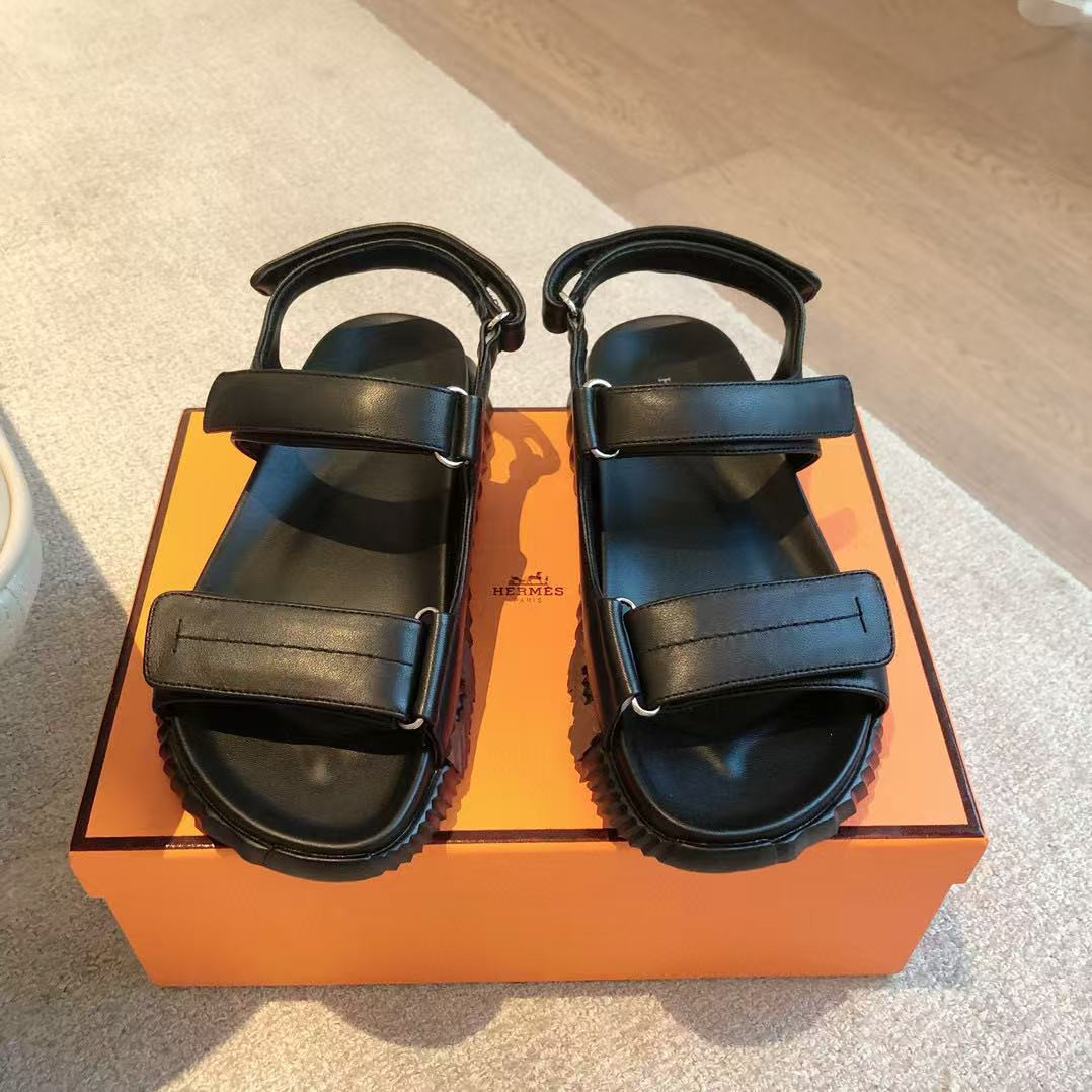 UA H**me5 Junior sandal