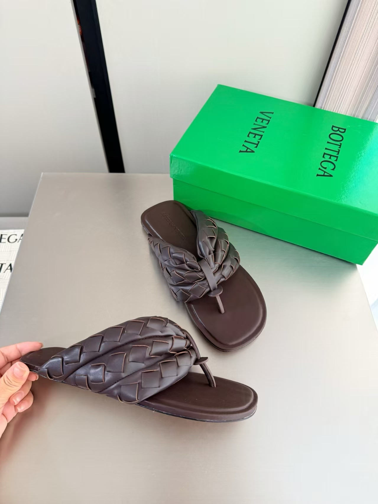 UA Bottega Veneta Salsa Thong Sandal