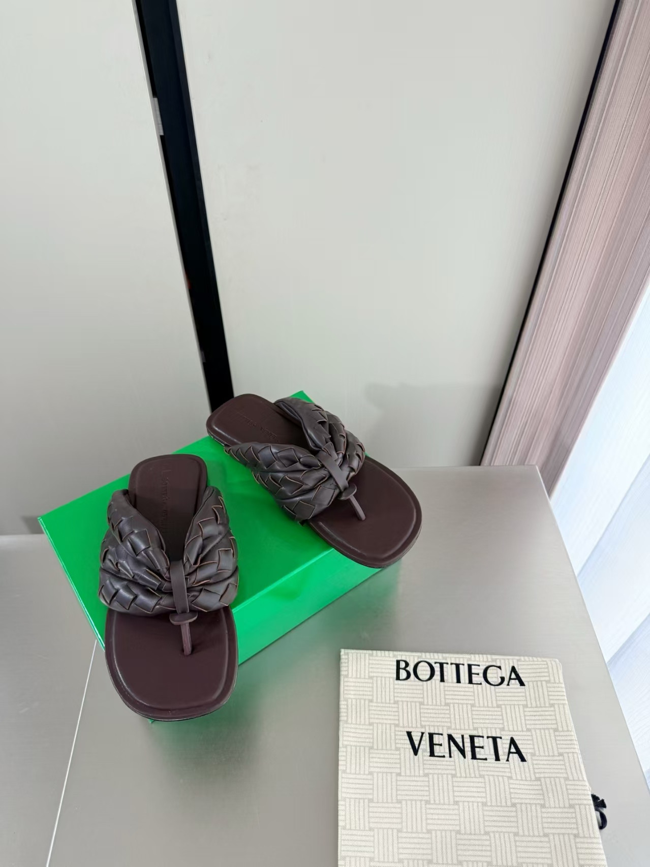 UA Bottega Veneta Salsa Thong Sandal