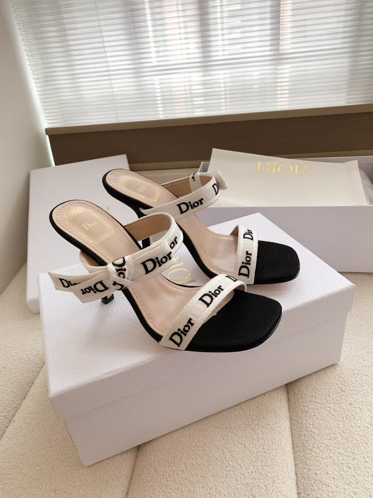 UA Dior Heeled Sandal