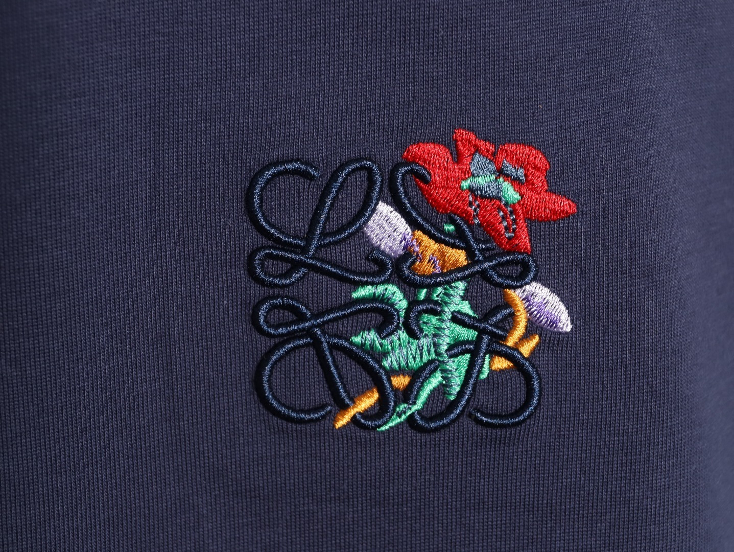 L0ew* short-sleeved t-shirt