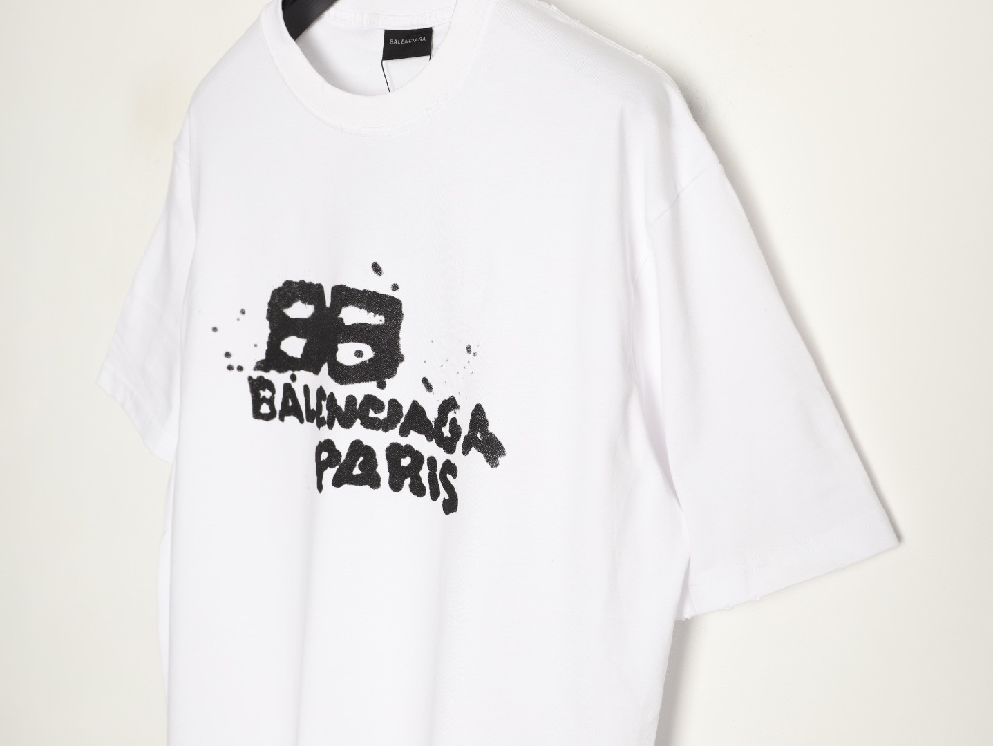 Ba1en*iaga short-sleeved t-shirt