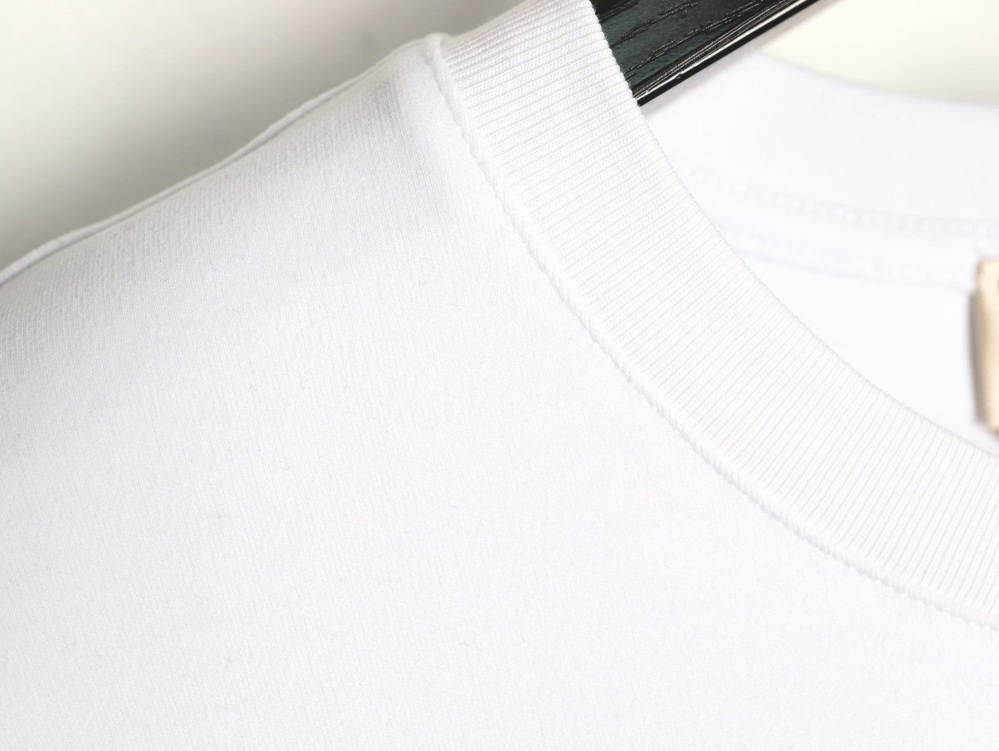 H**me5 short-sleeved t-shirt