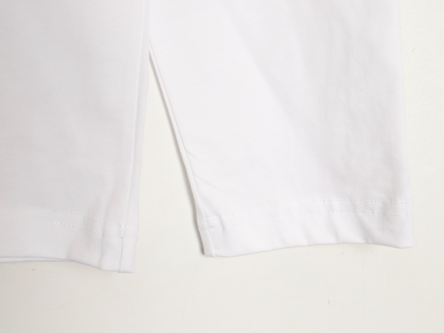 Gvc*1 Long-sleeved T-shirt