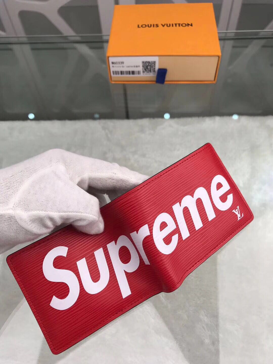L0vis Vvtt0n LV&Svp*me Men Wallet