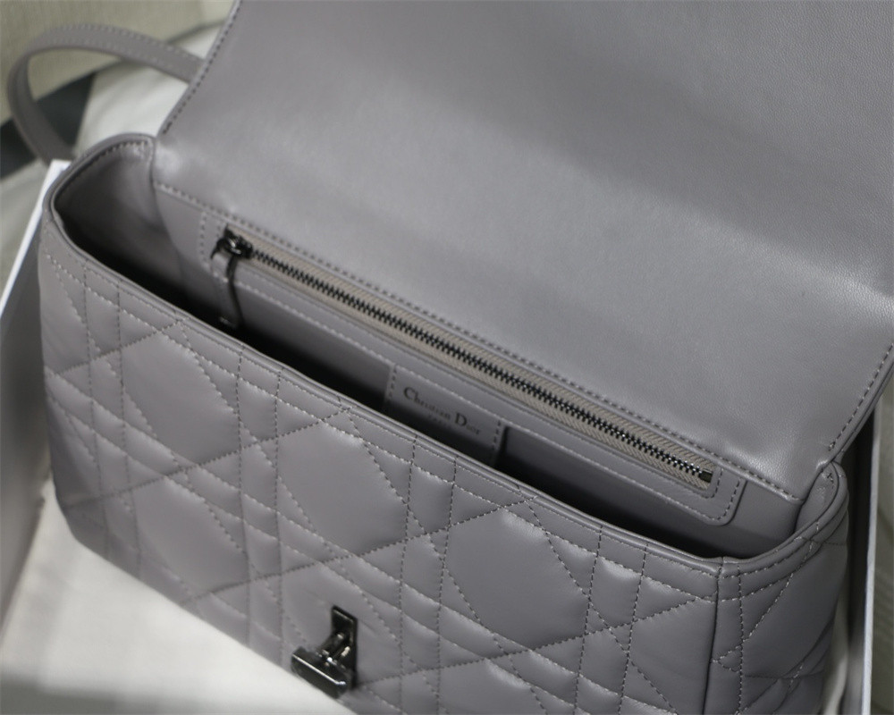 LARGE D10r CARO BAG Stone Gray S*pple Cannage Calfskin With Silver Hardware 29 x 18 x 10 cm