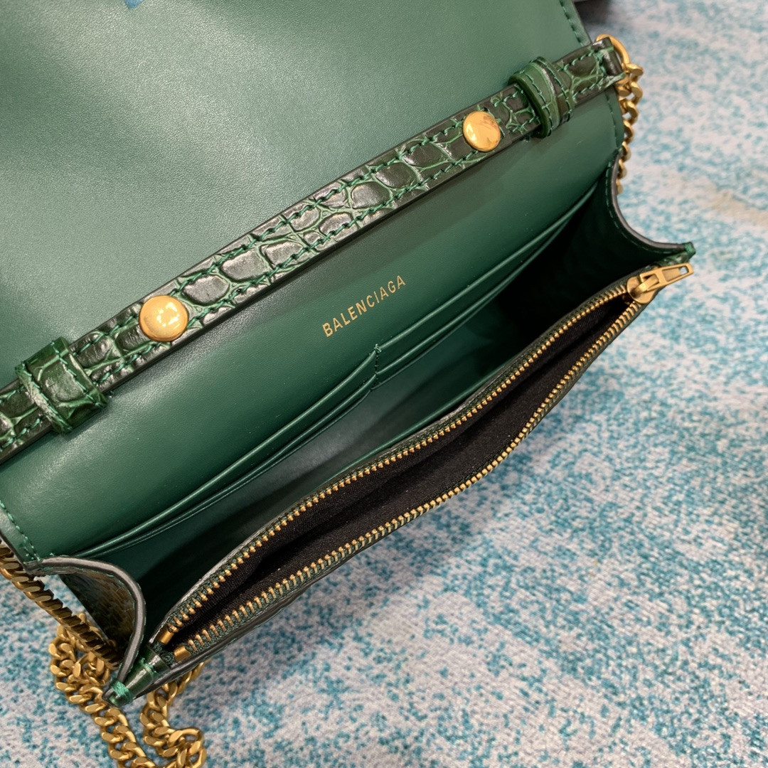 Ba1en*iaga WOMEN