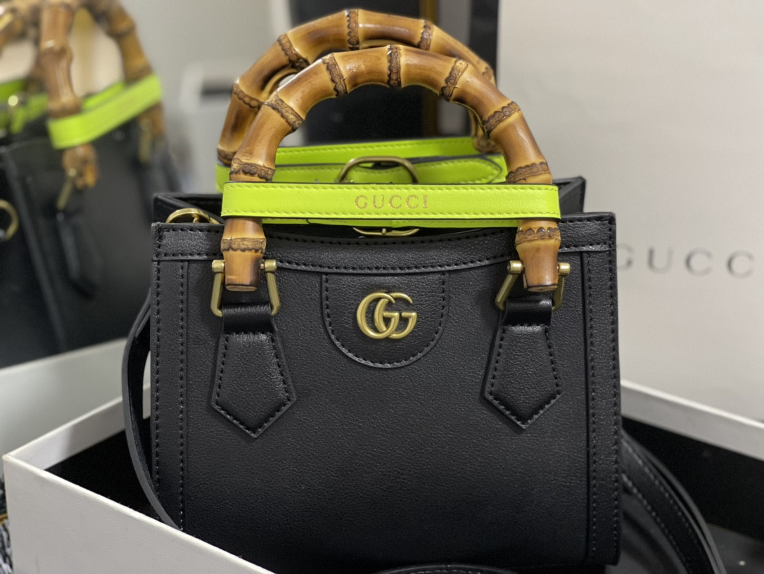 Gvc*1 DIANA MINI TOTE BAG Black 20W x 16H x 10D CM
