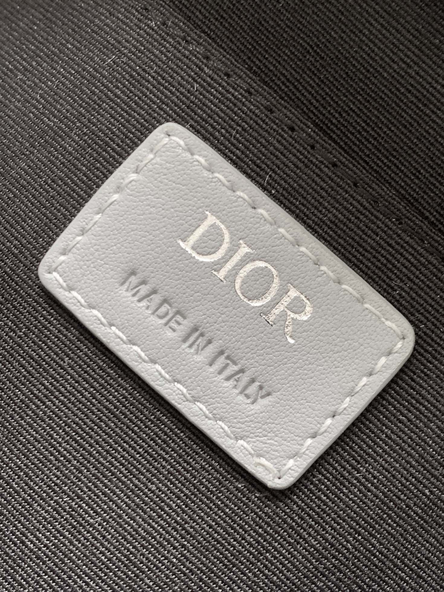D10r Lingot Toiletry Bag Gray Mirage Technical Fabric 8.5 x 5 x 4 inches