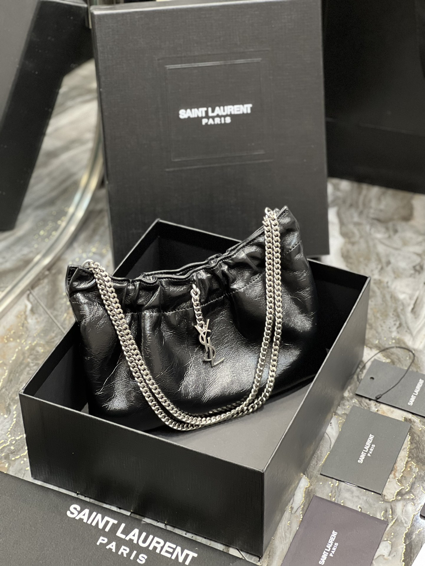 Y51 Mini leather shoulder bag Black 24x14x4 cm