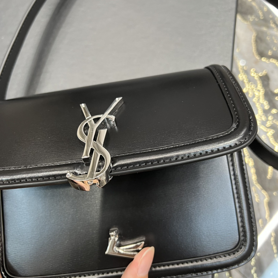 Y51 SOLFERINO SMALL IN GLAZED LEATHER 7.4 X 5.1 X 1.9 INCHES