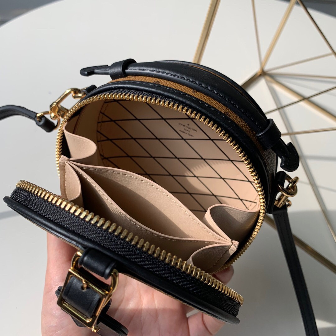 LV Mini Boite Chapeau M68276 13x12x6.5 cm