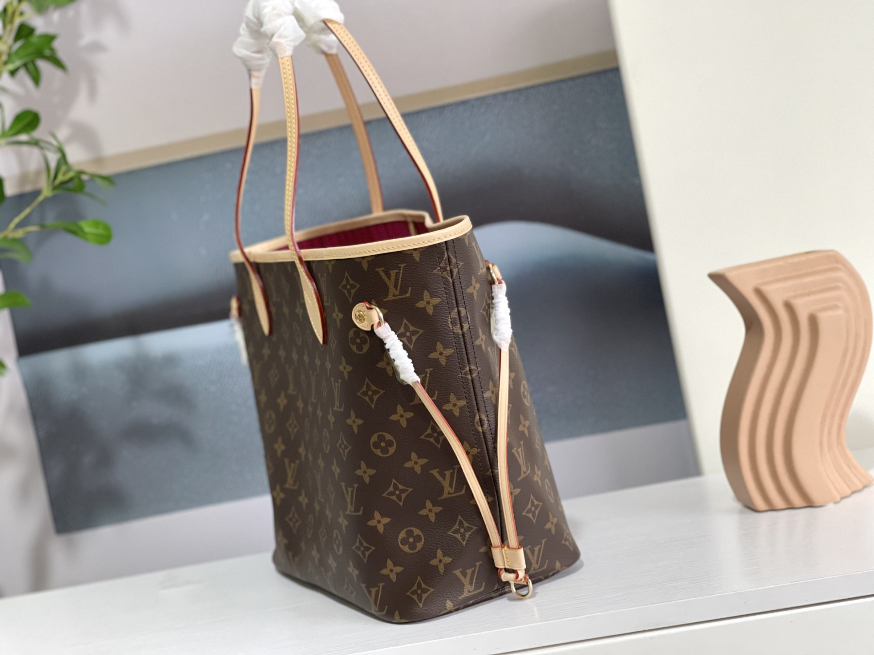 L0vis Vvtt0n M41178 Neverfull MM 12.6 x 11.4 x 6.7 inches Without Box