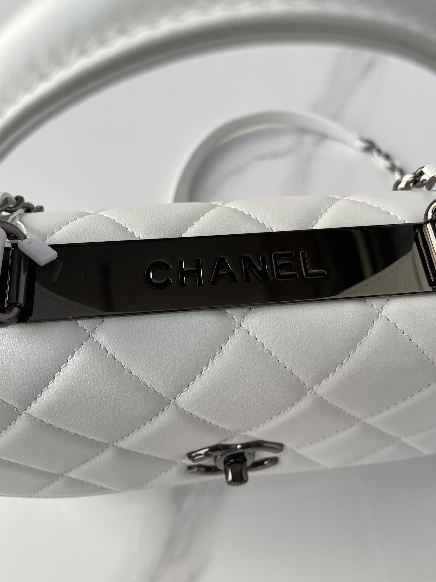 Ch**el FLAP BAG WITH TOP HANDLE WHITE 6.6 × 9.8 × 4.7 in