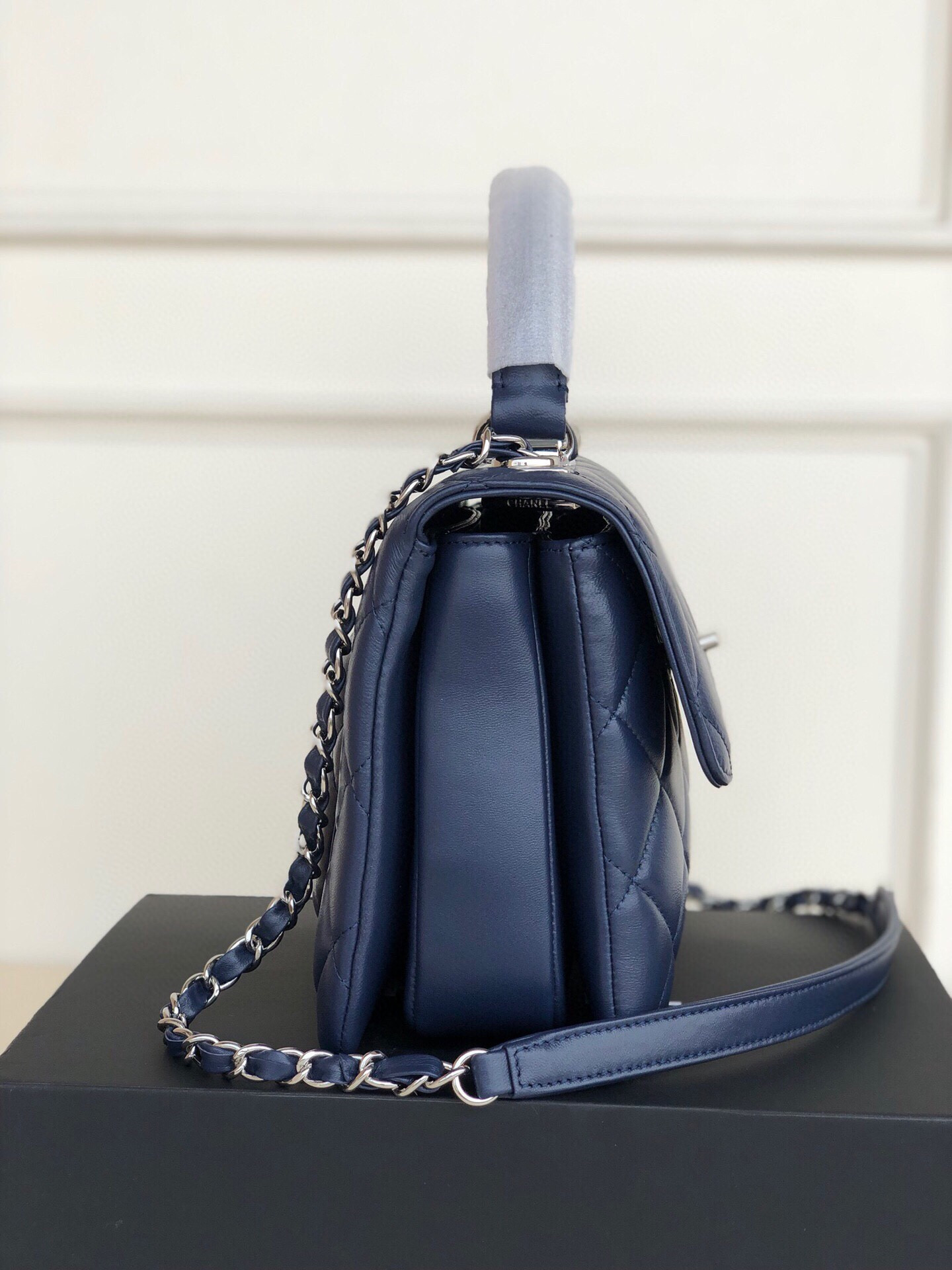 Ch**el FLAP BAG WITH TOP HANDLE 6.6 × 9.8 × 4.7 in