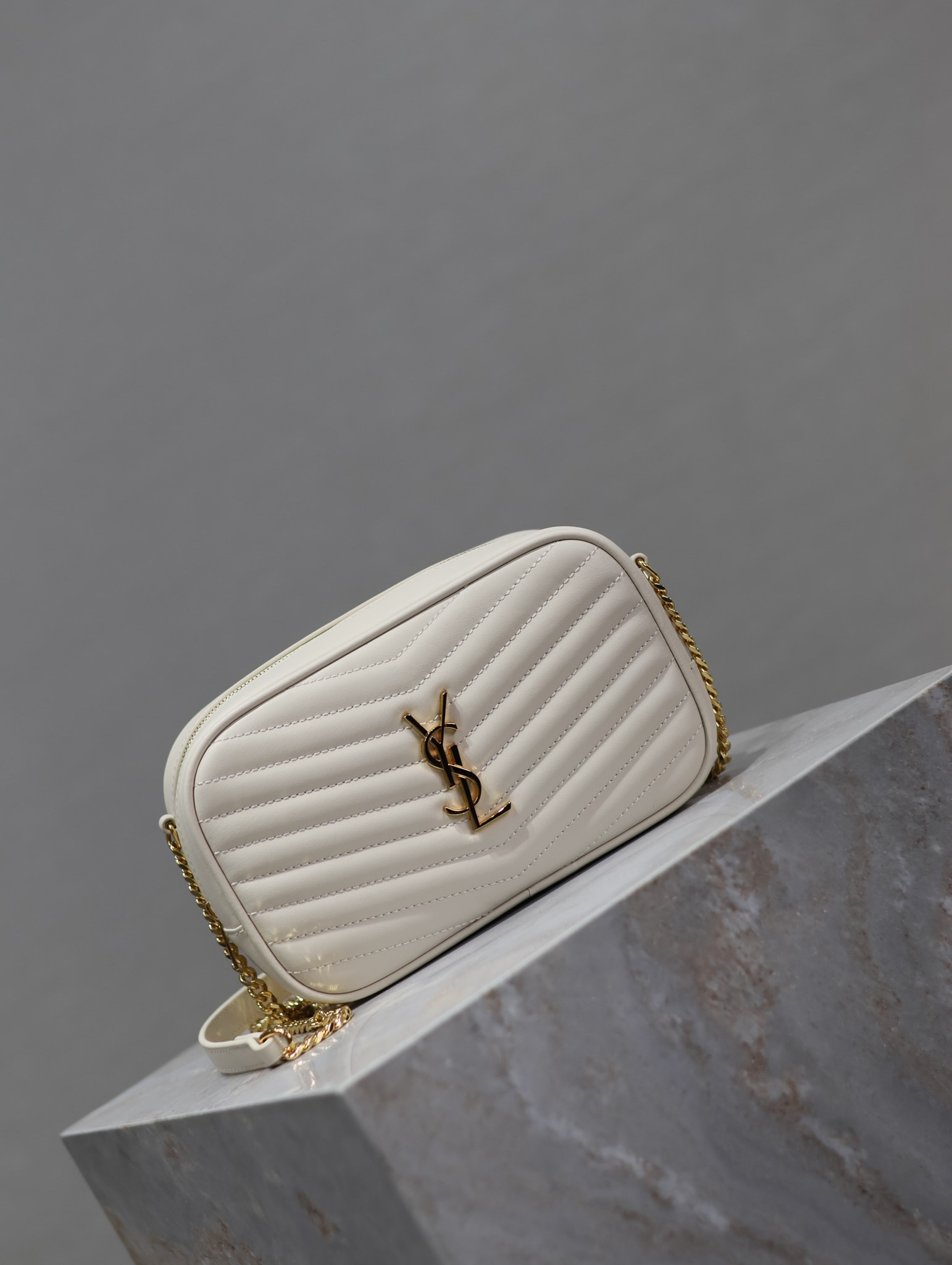 Y51 MINI LOU IN QUILTED LEATHER 7.5 X 4.1 X 2 INCHES