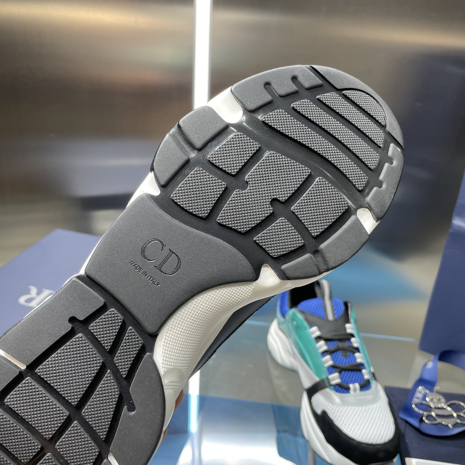 UA D10r B22 Sneaker