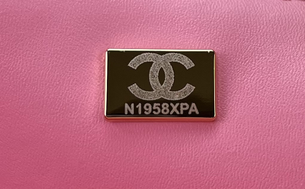 CHANEL CLASSIC 11.12 HANDBAG Tweed & Gold-Tone Metal 6 × 9.9 × 2.5 in