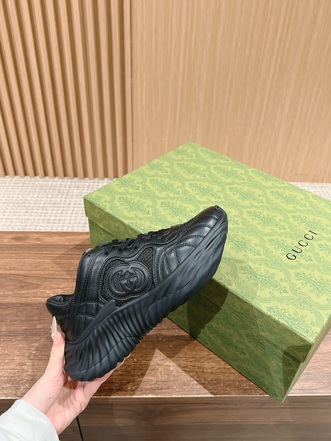 UA Gvc*1 RIPPLE SNEAKER