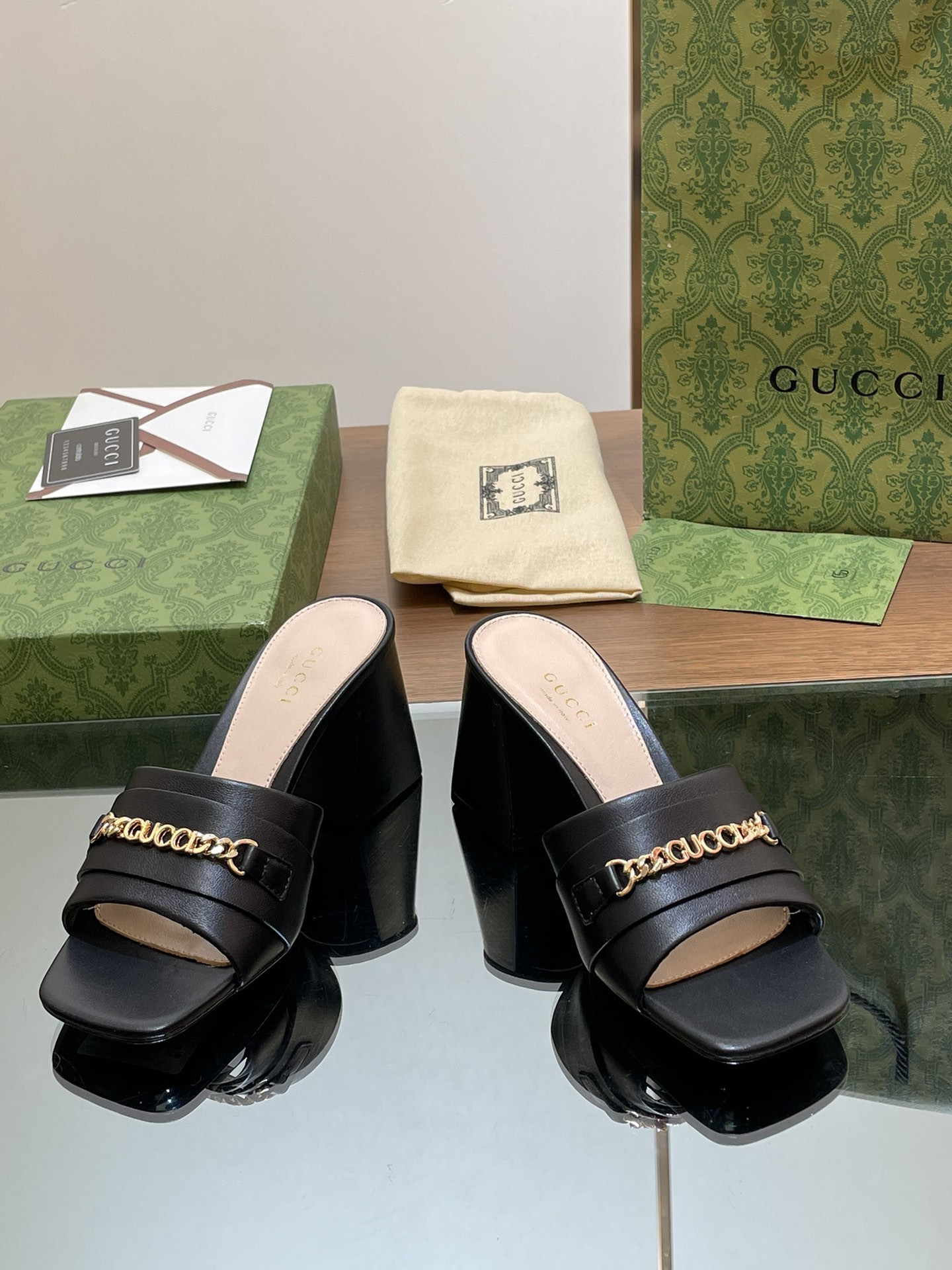 UA Gvc*1 SIGNORIA SLIDE SANDAL