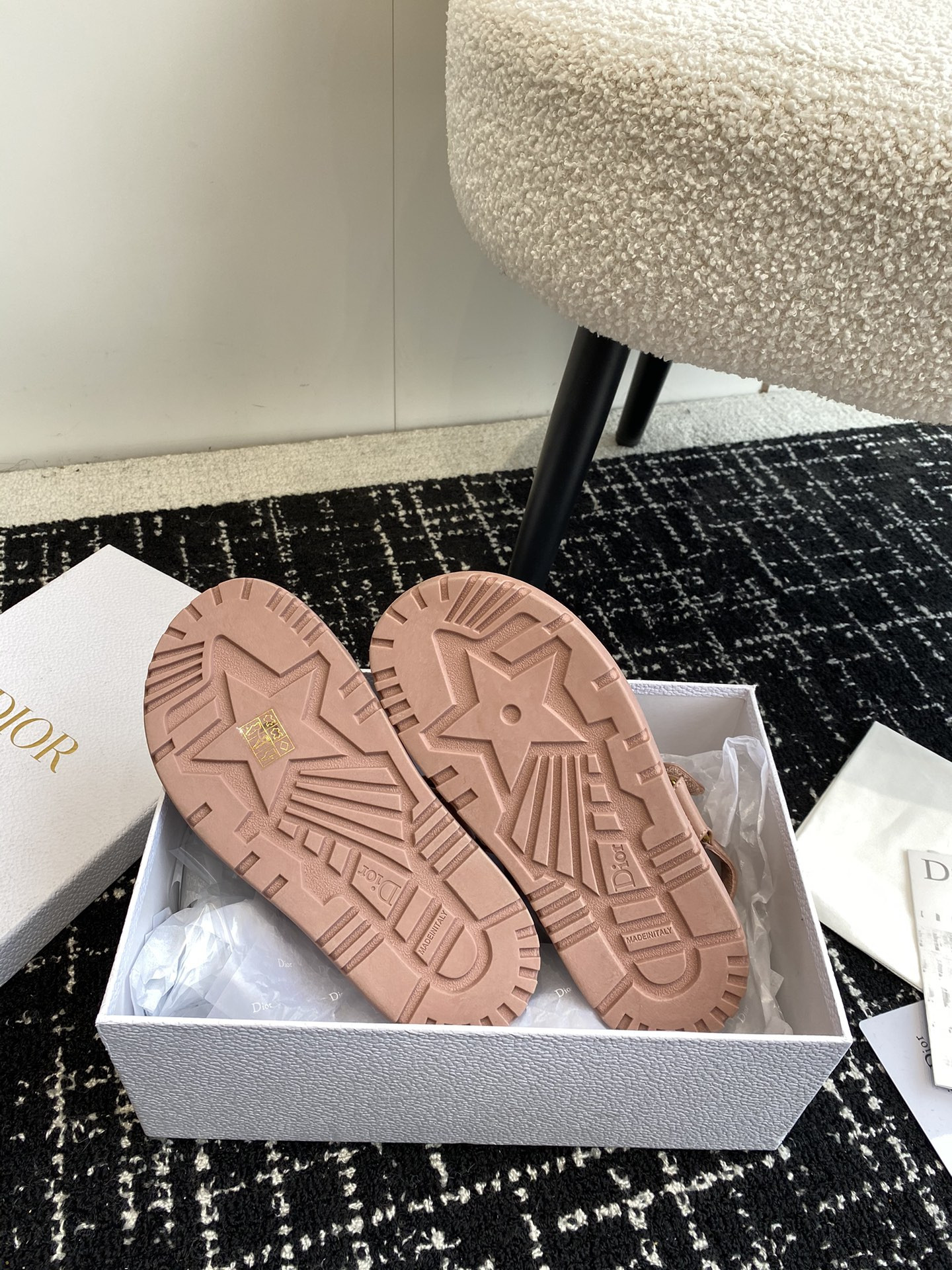 UA D-Wave Sandal