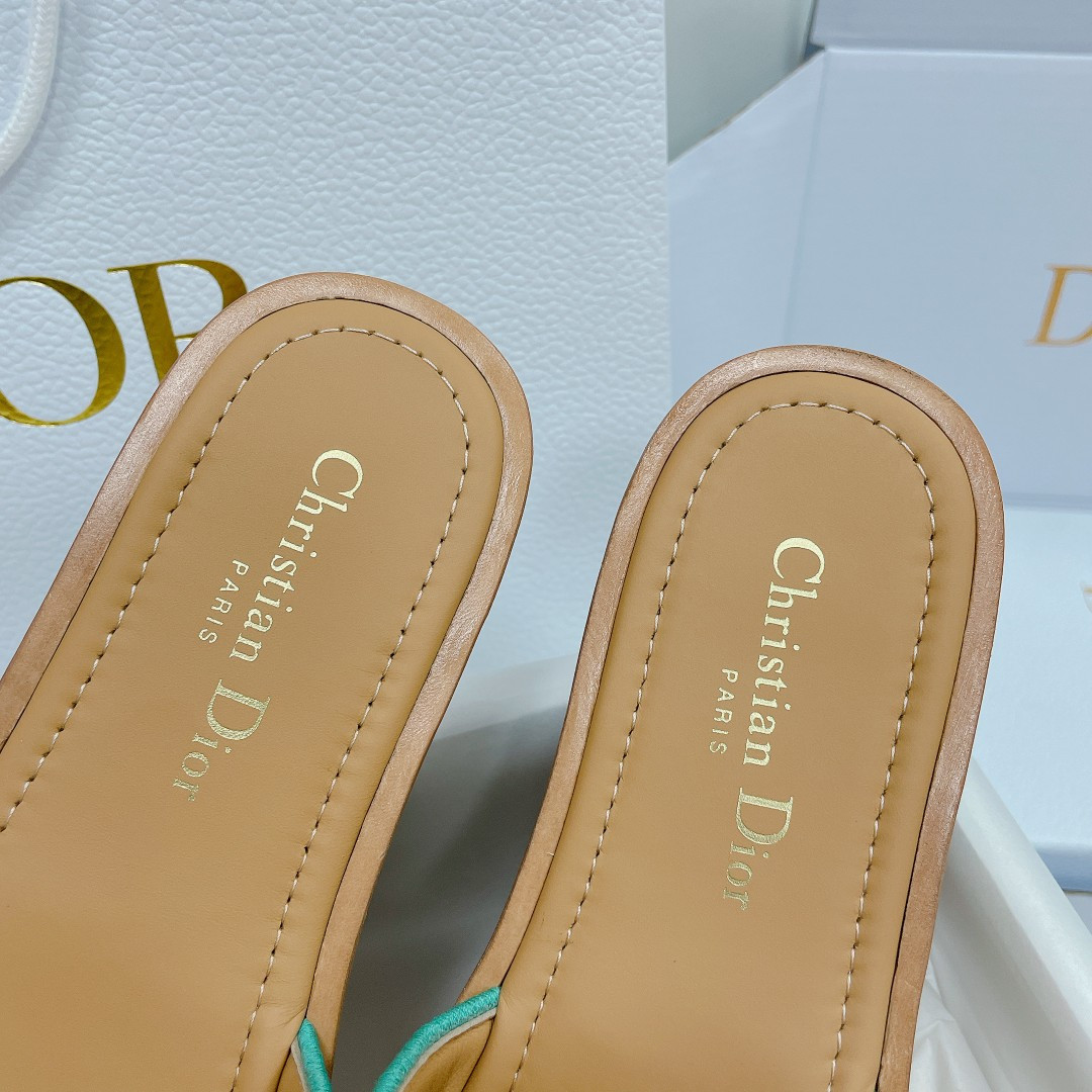 UA D10riviera Dway Platform Slide
