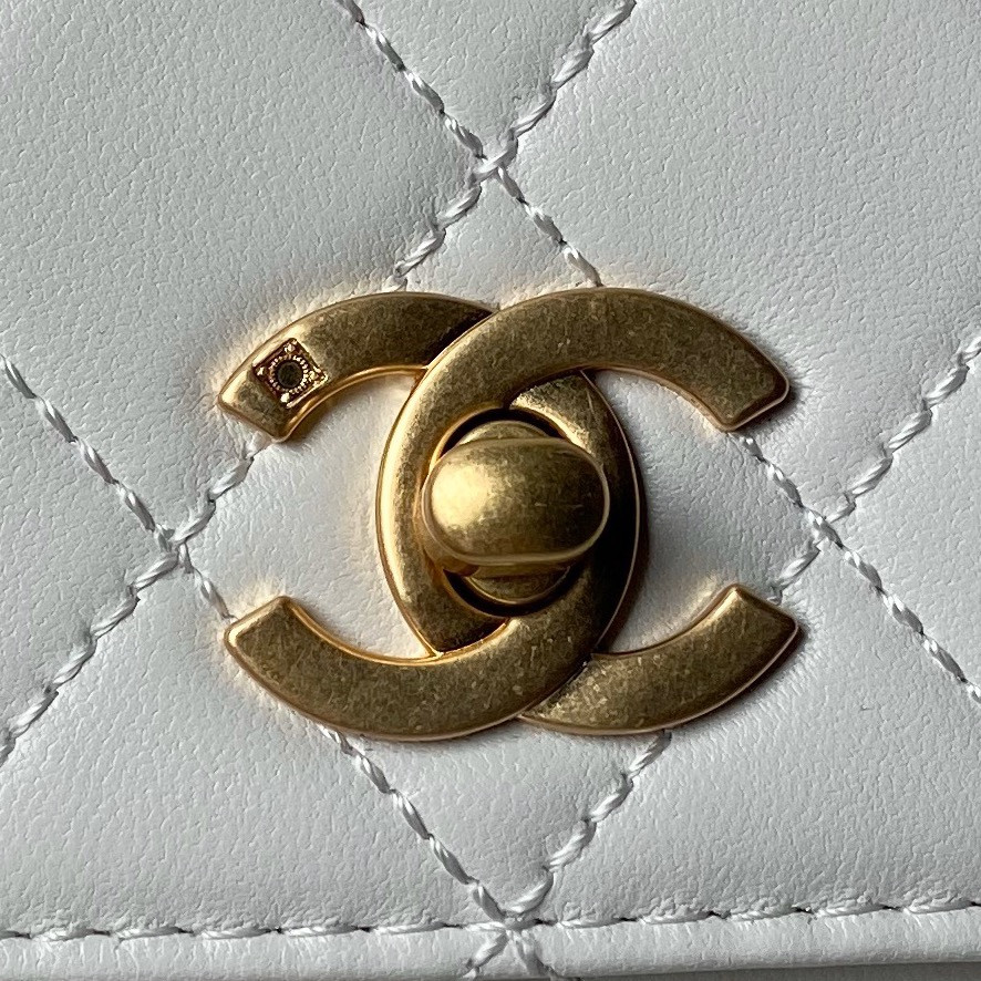 Ch**el vintage style 23×16cm
