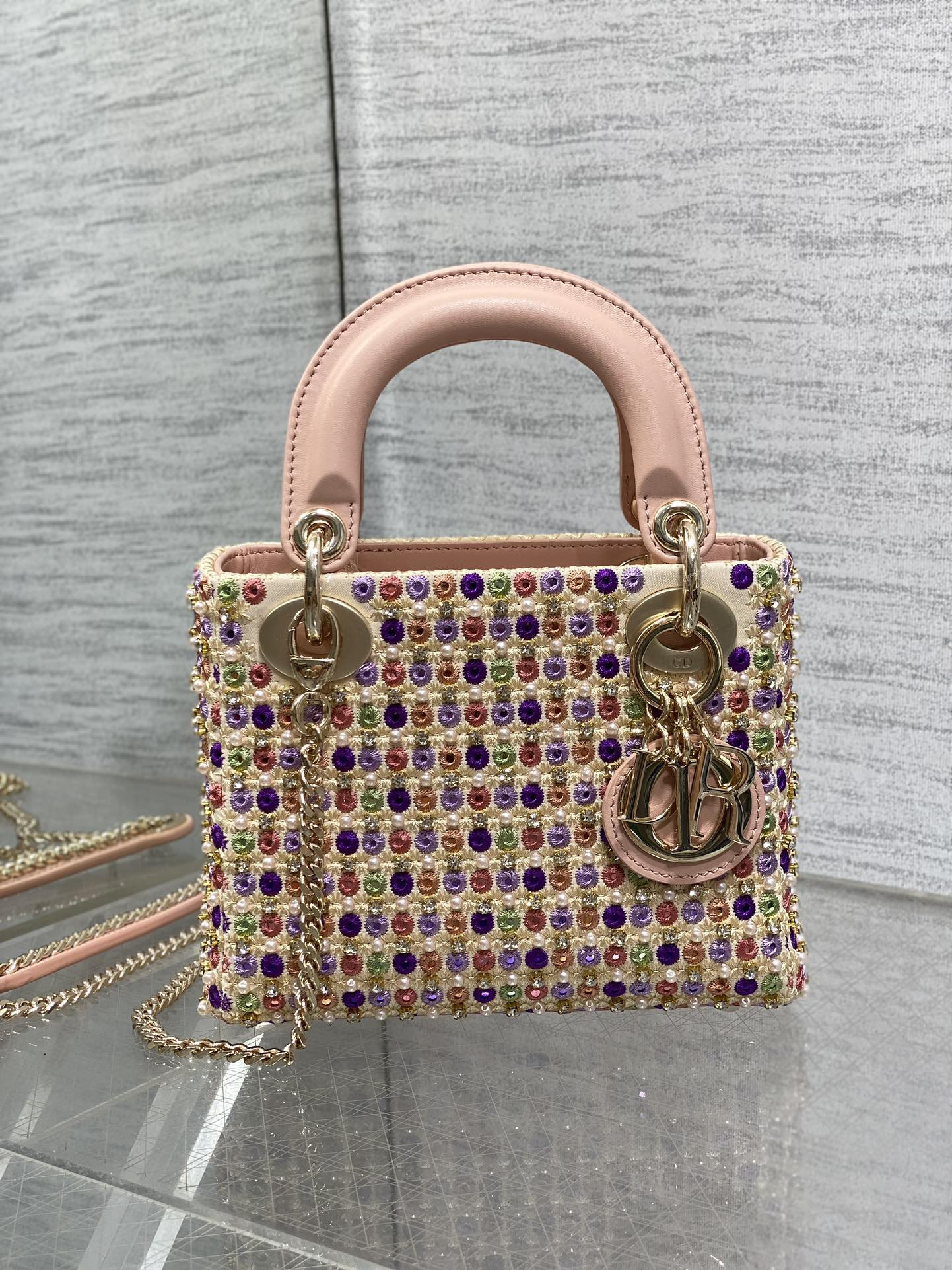 D10r Artistic Limited Edition Three-Gusset Lady D10r Bag with Heavy Bead Embroidery 17CM