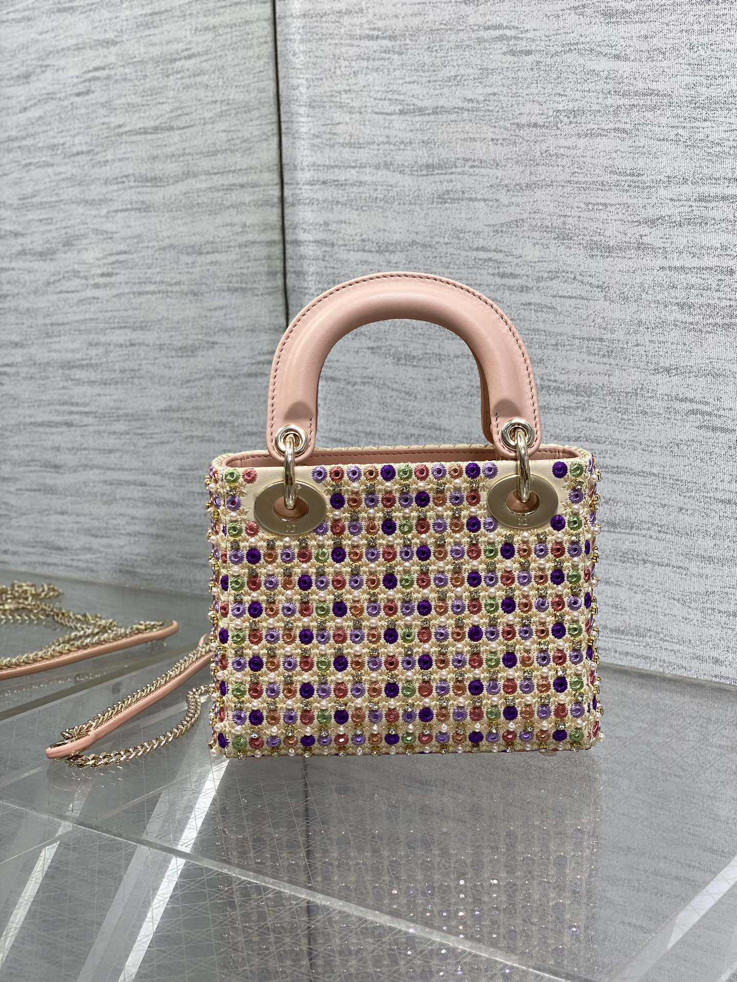 D10r Artistic Limited Edition Three-Gusset Lady D10r Bag with Heavy Bead Embroidery 17CM