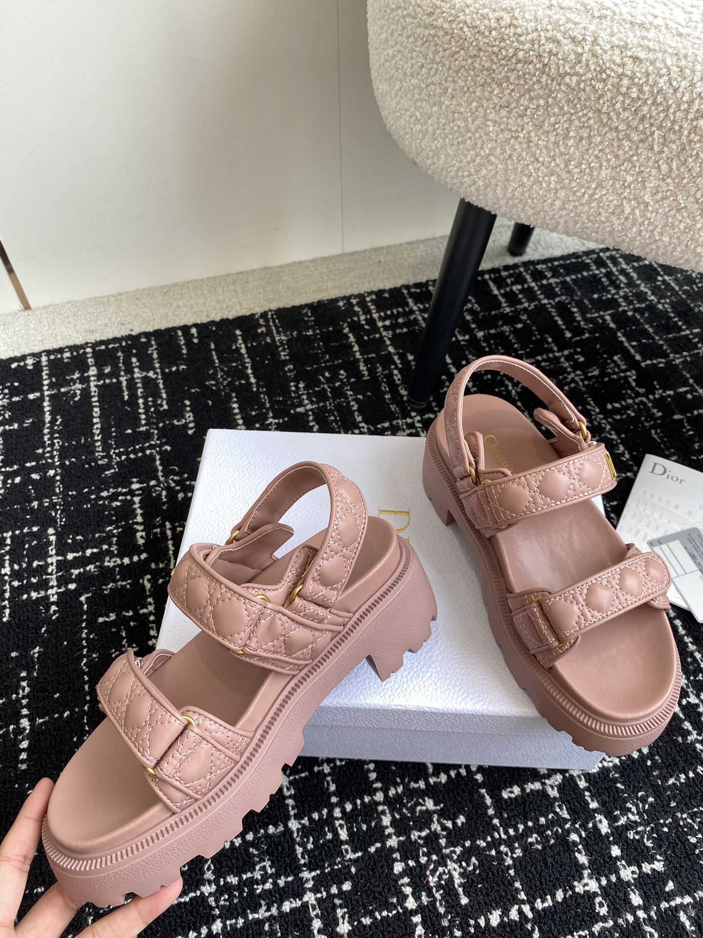 UA D10ract Platform Sandal