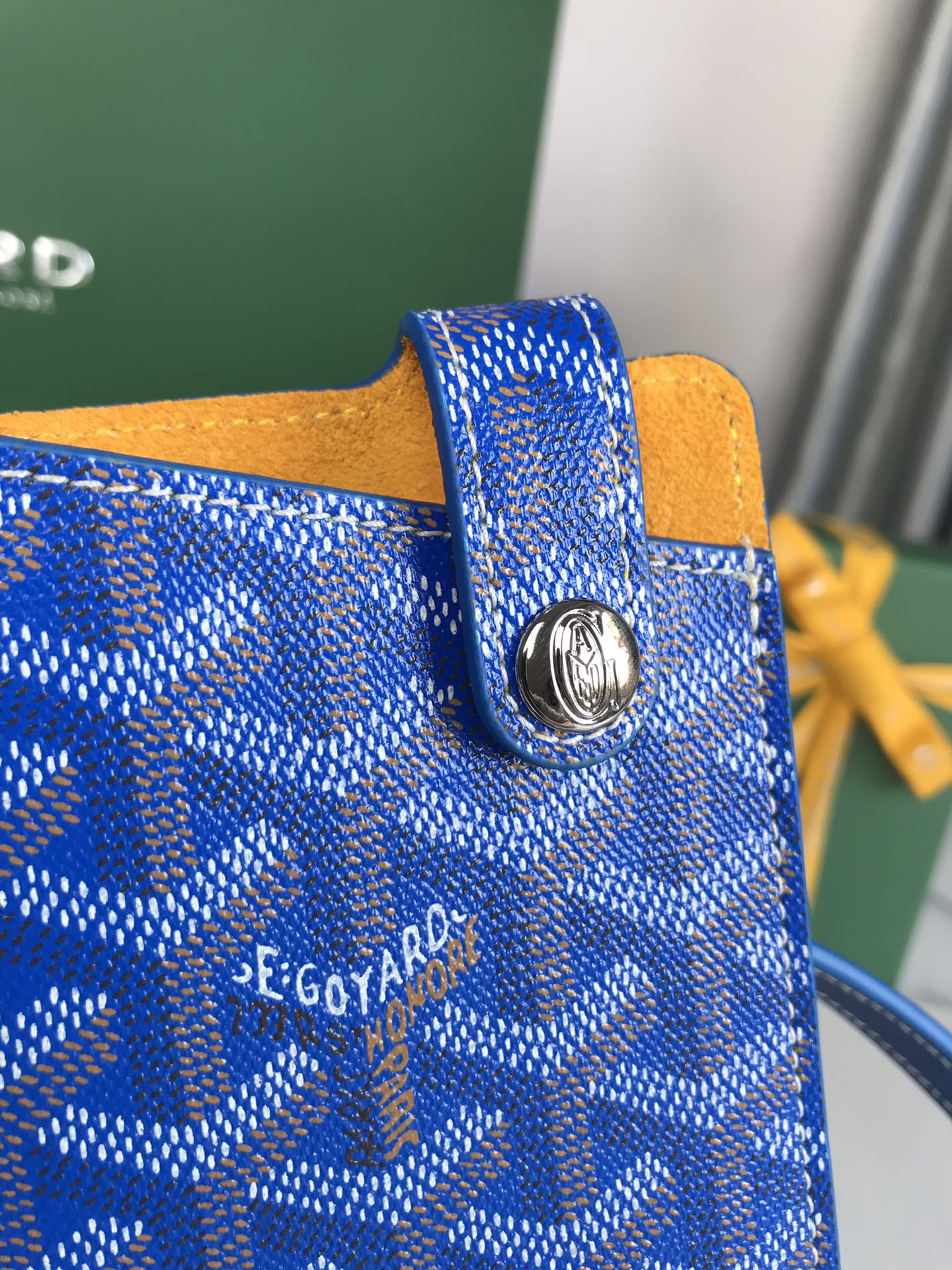 G09ard Card Bag 10cm x 1cm x 18cm
