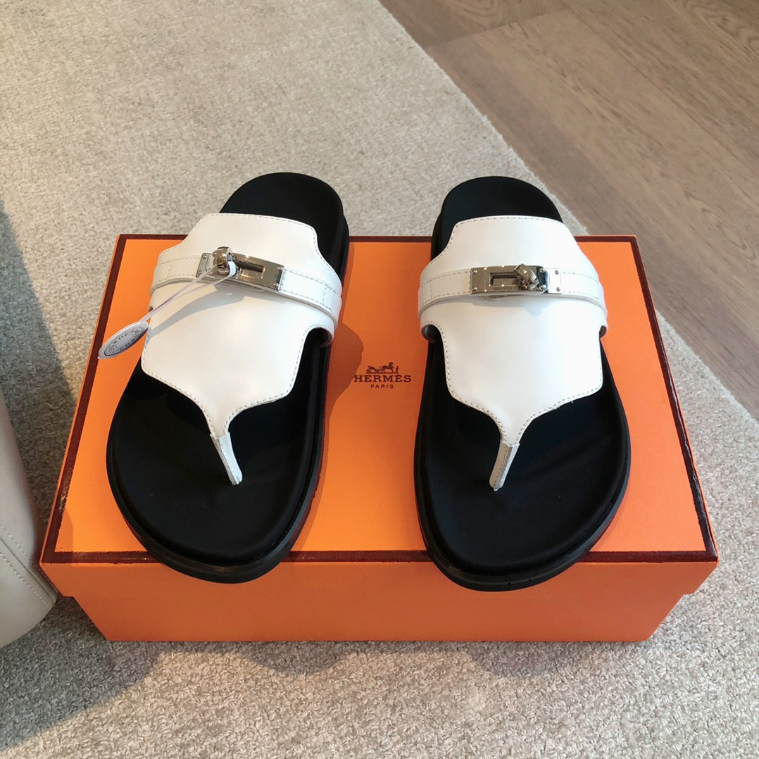 UA H**me5 Empire Sandal