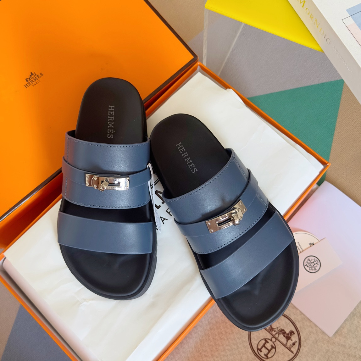 UA H**me5 Jackson sandal