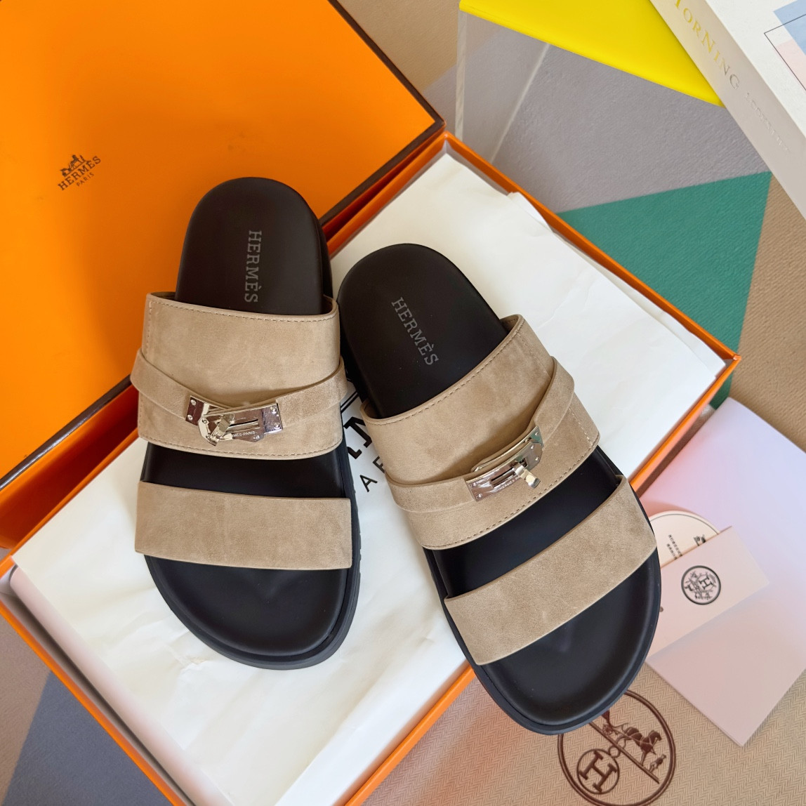UA H**me5 Jackson sandal