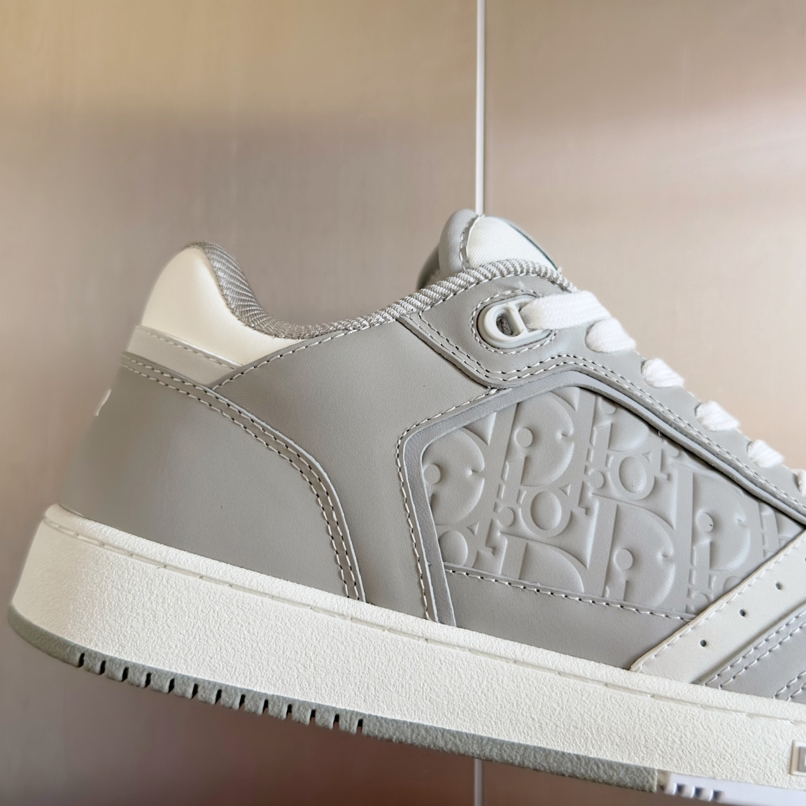 UA D10r B27 Sneaker
