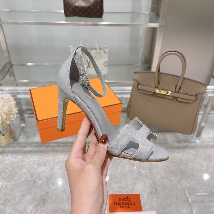 UA H**me5 Heeled Sandal