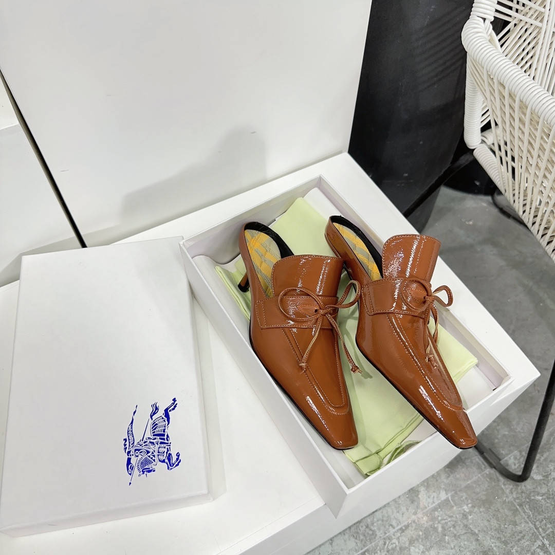 UA Bv*b*rry Mules