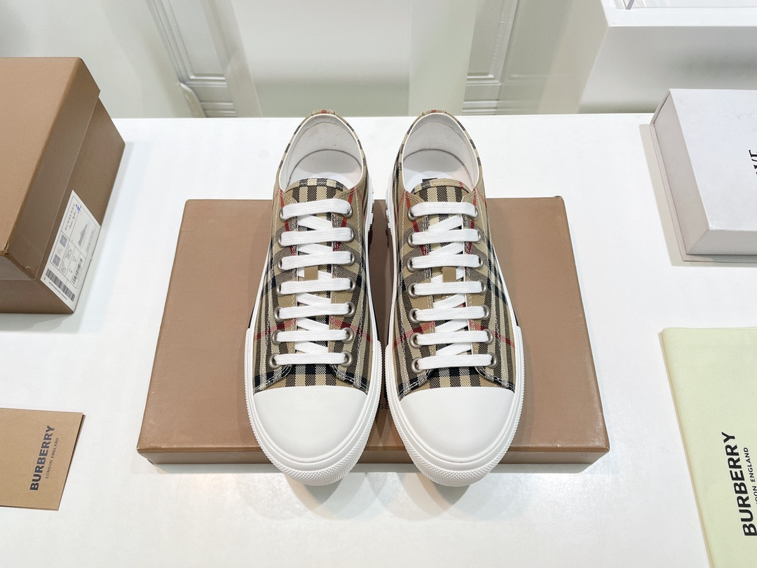 UA Bv*b*rry Check Sneakers