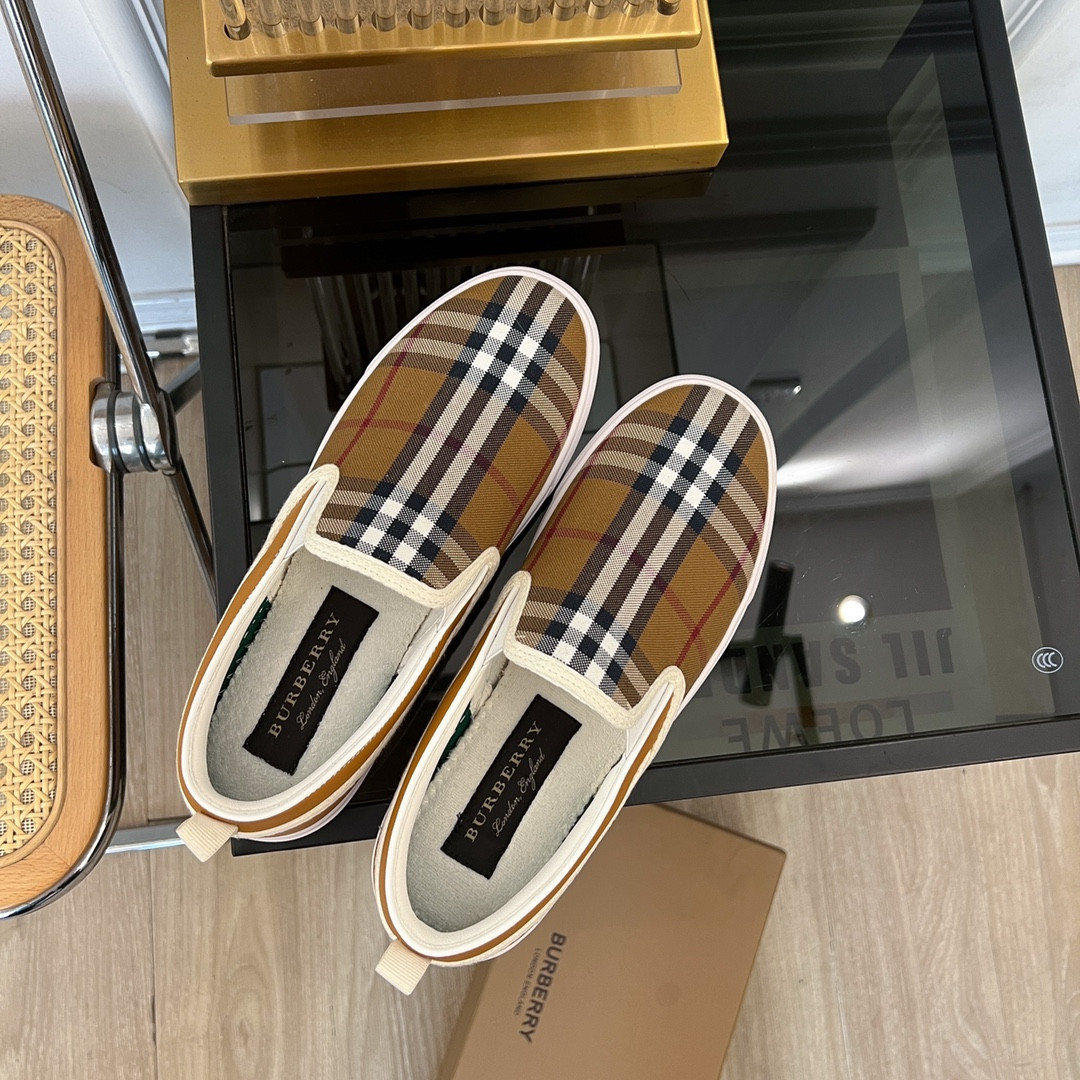 UA Bv*b*rry Slip On Sneakers
