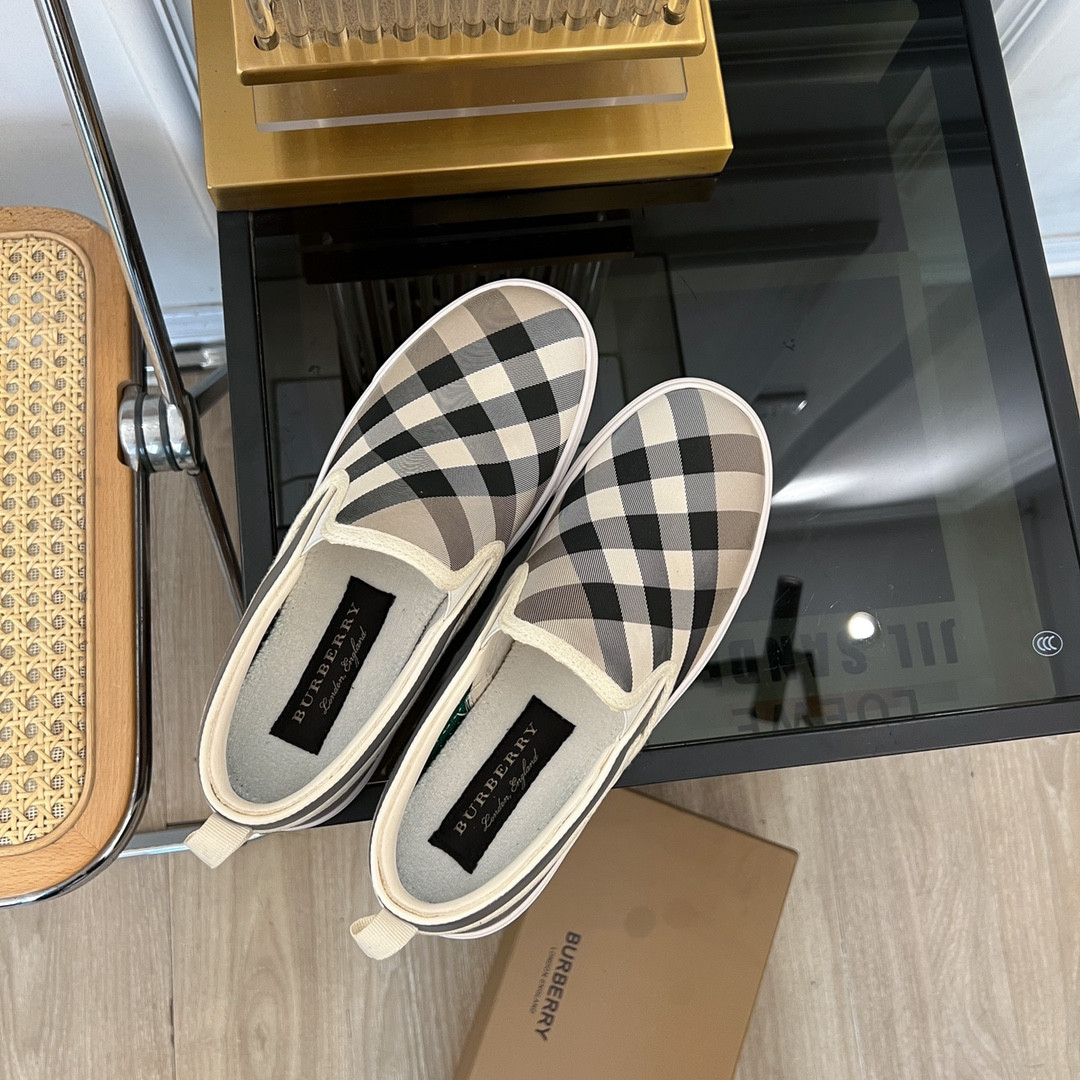 UA Bv*b*rry Slip On Sneakers
