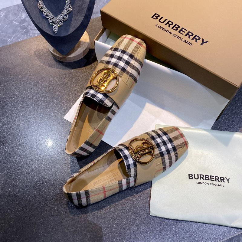 UA Bv*b*rry Check Loafers