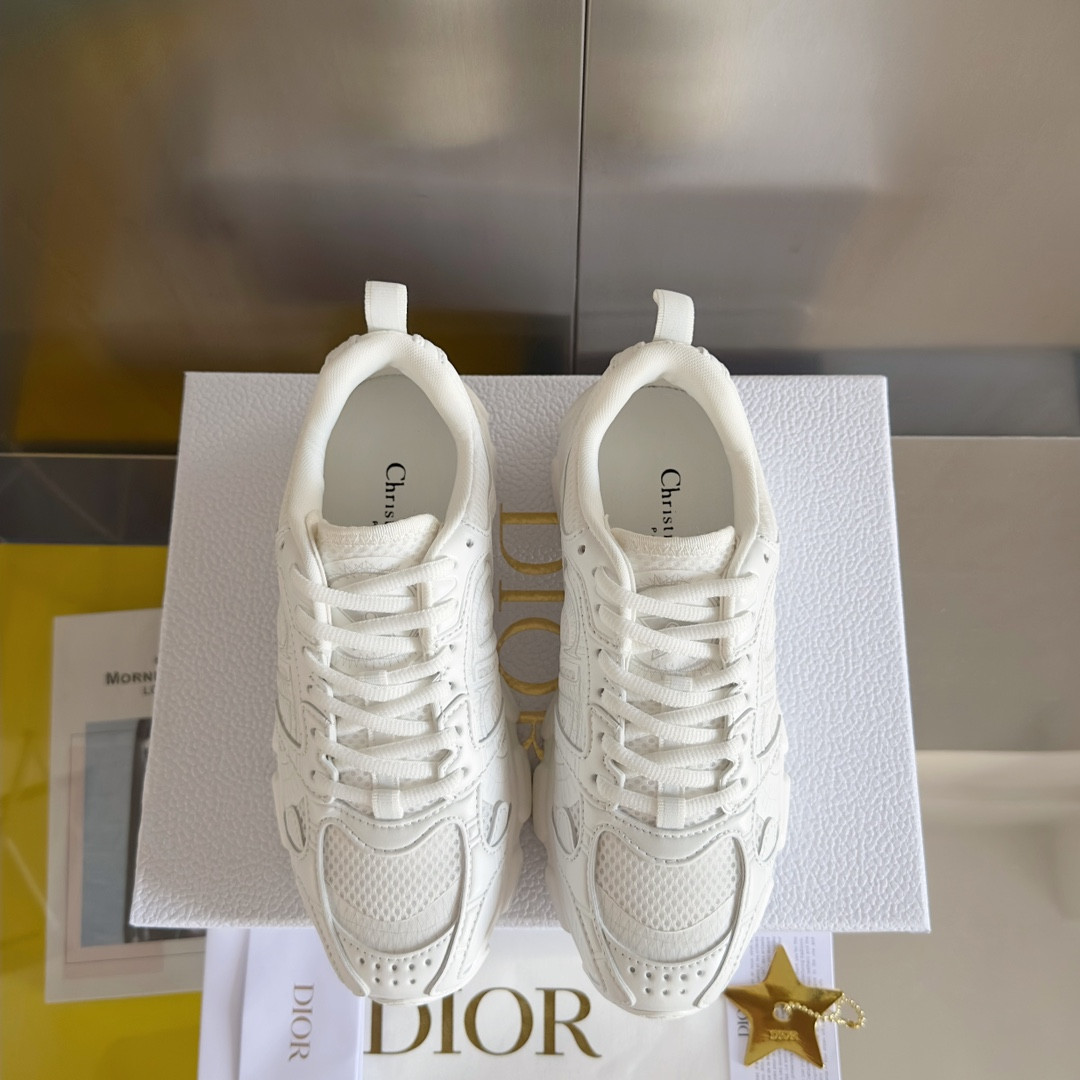 UA D10r Chrono Sneaker