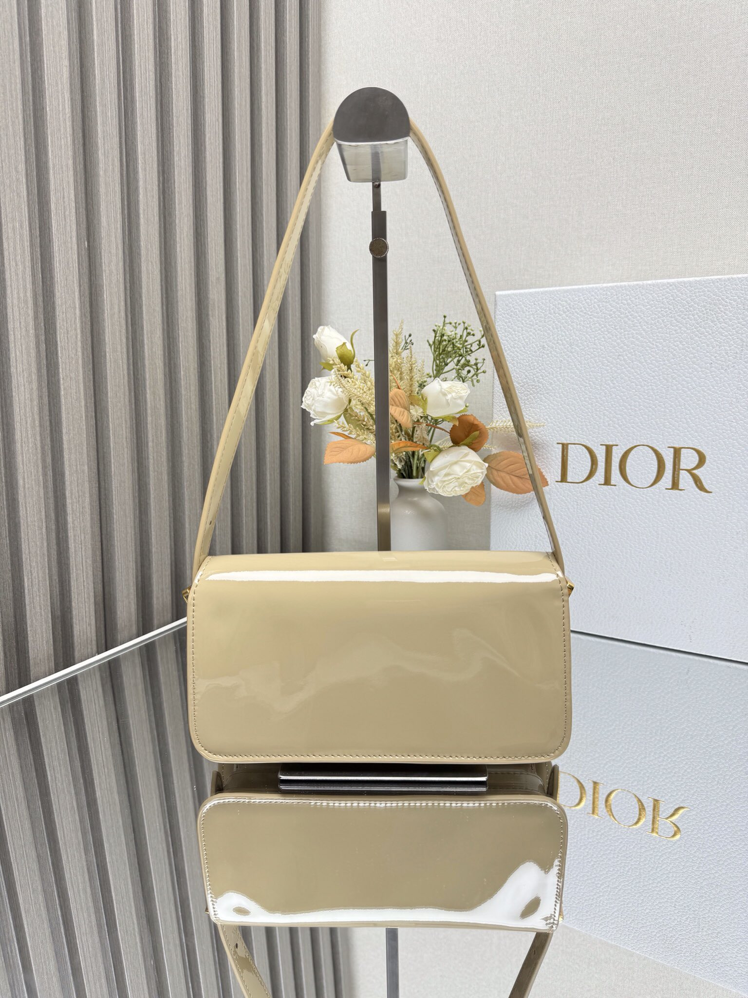 D10r Miss D10r flap bag 22 x 11 x 6 cm(Patent Calfskin)