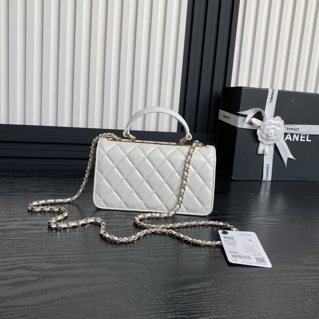 Ch**el 24B trendy cc 18.5x12x4cm