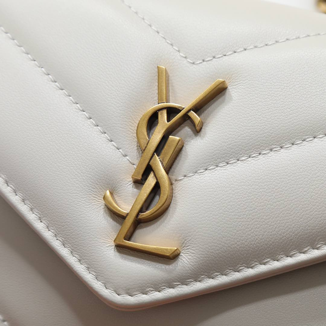 Y51 LOULOU MINI in lambskin 20X12X5cm