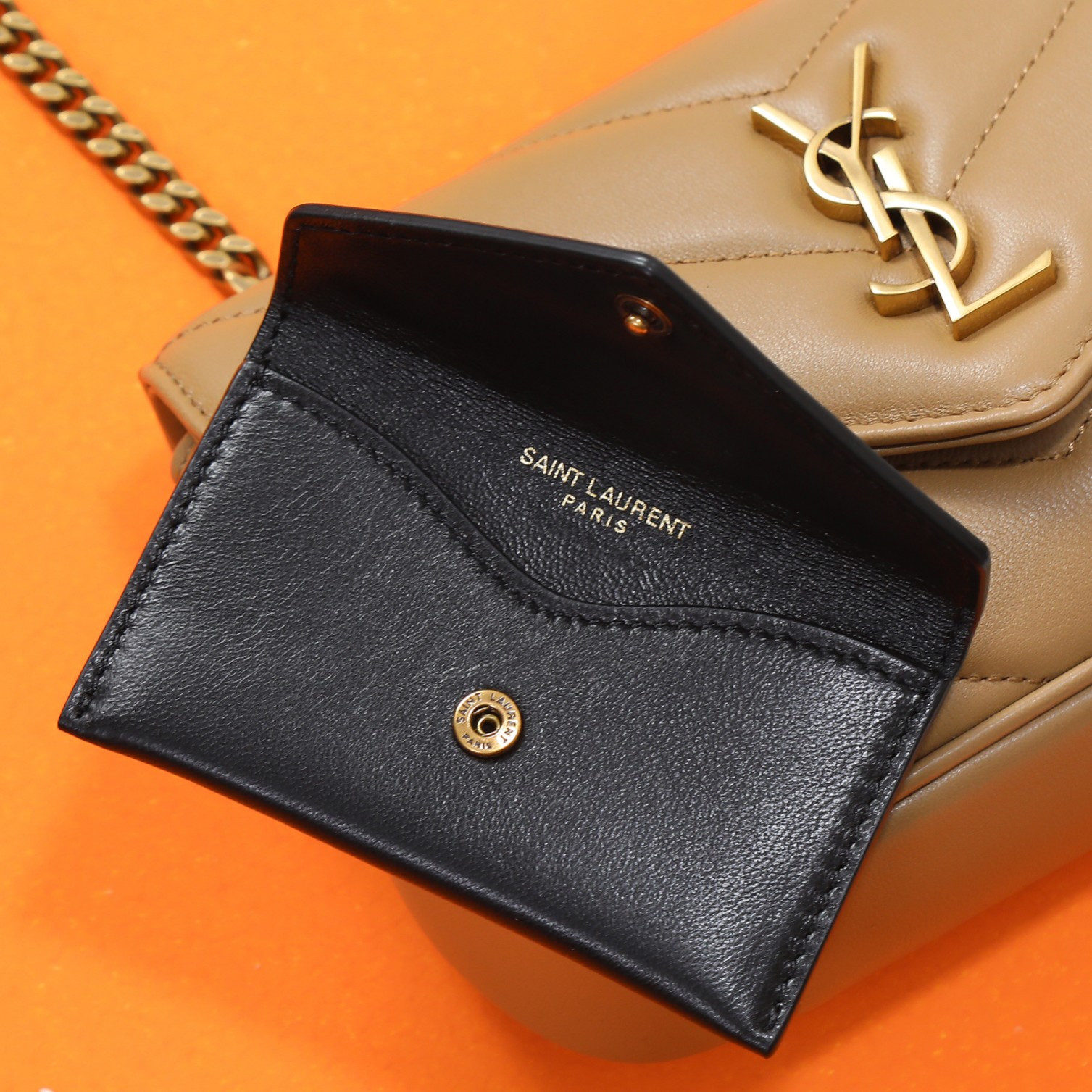 Y51 LOULOU MINI in lambskin 20X12X5cm