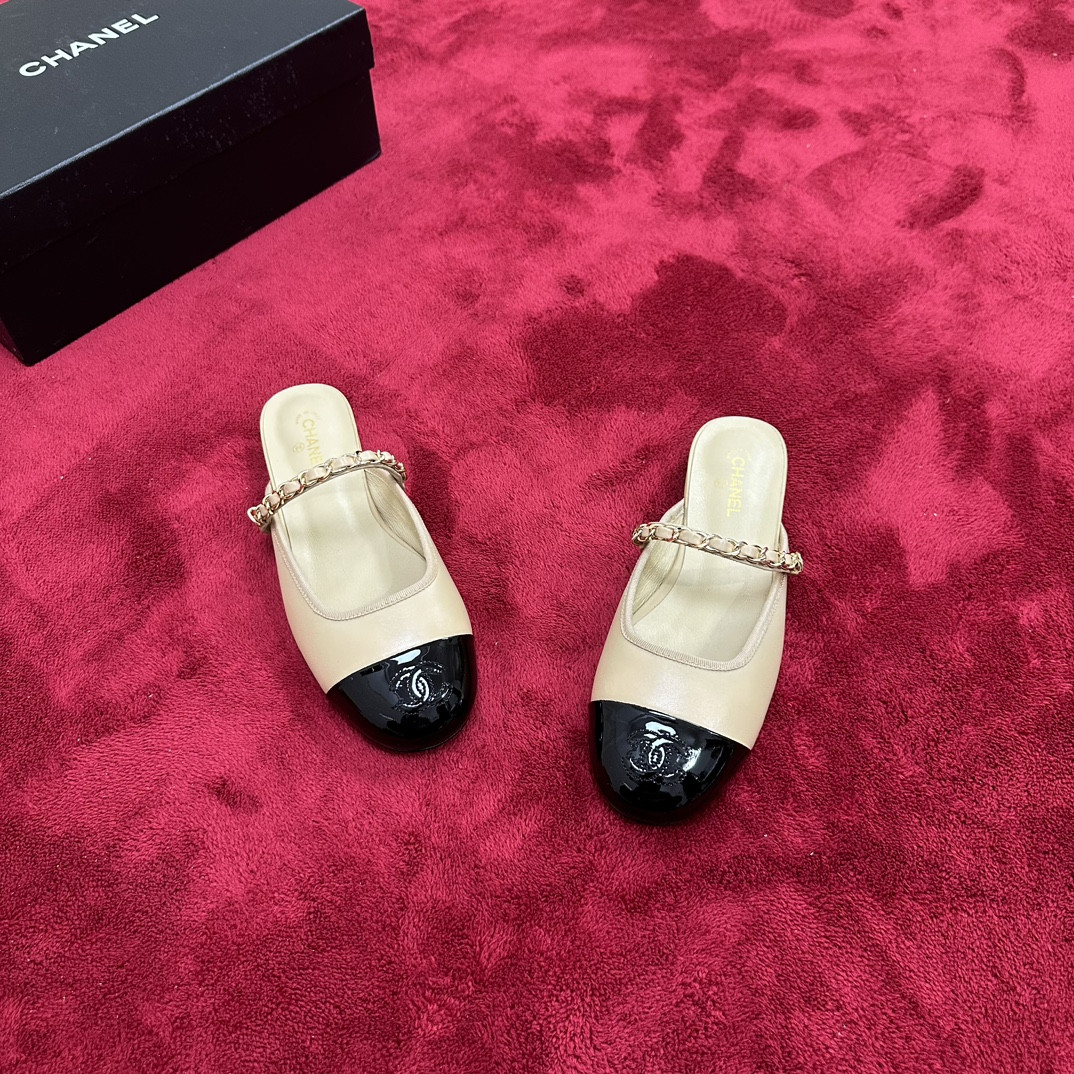 UA Ch**el Princess Shoes