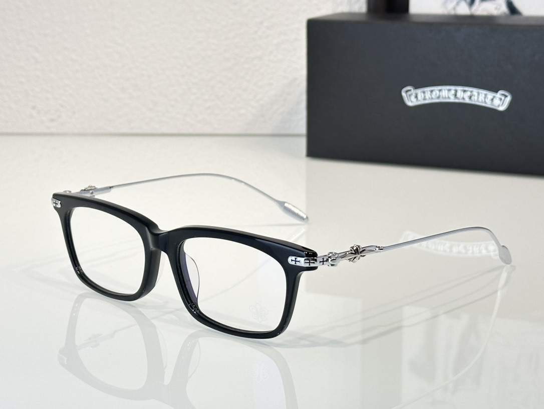 Ch*0me He**ts Glasses CH8237 53-17-149