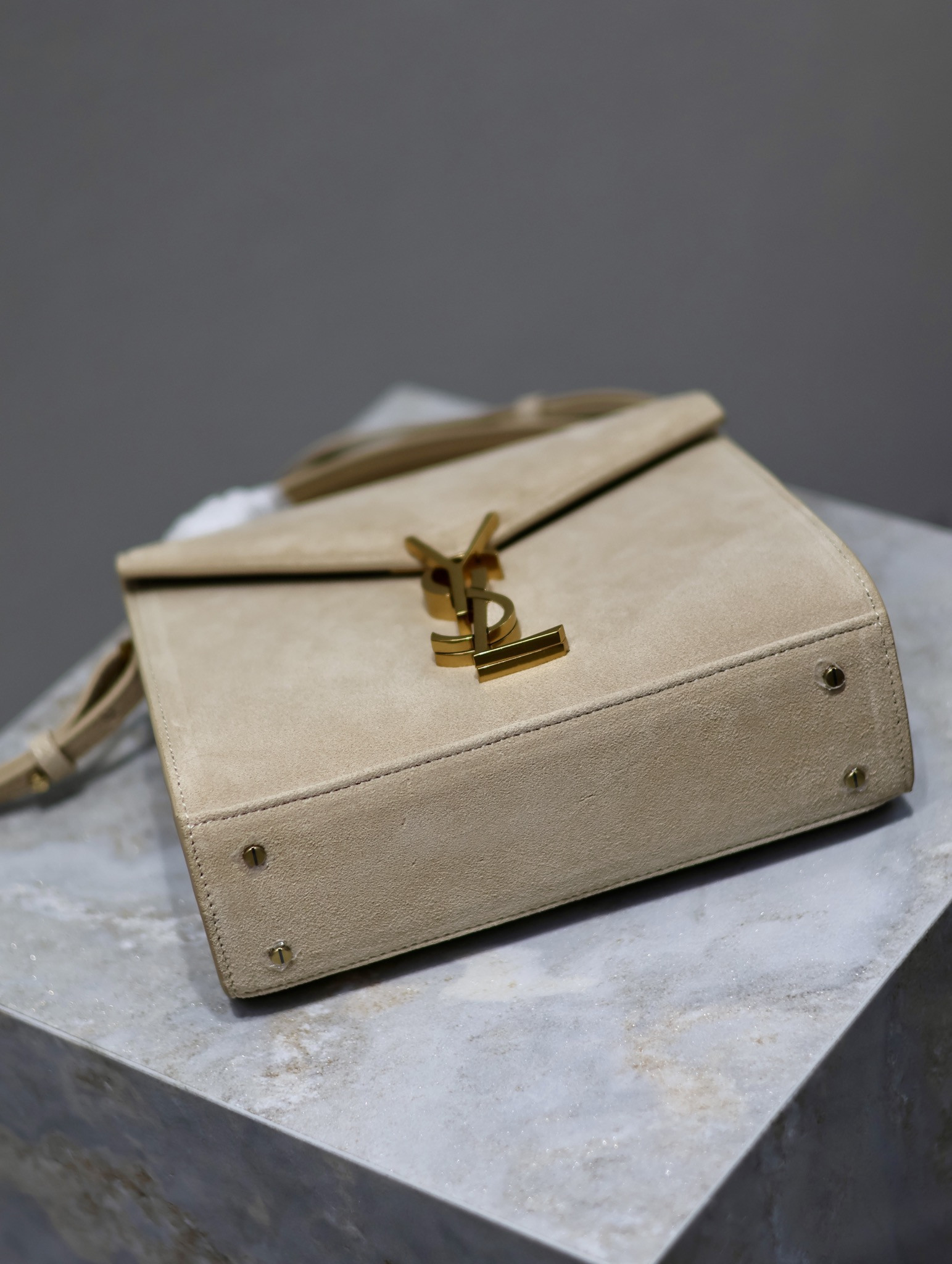 Y51 cassandra mini top handle bag 20x16x7.5cm