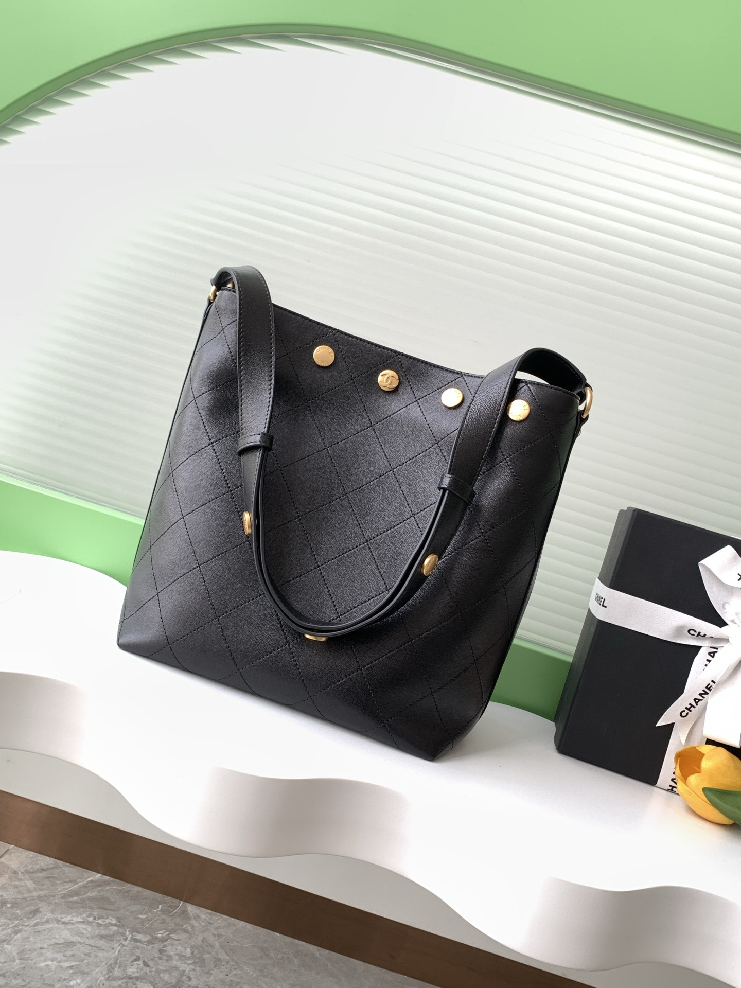 Ch**el Large Bucket Bag 28x31x15cm AS5406